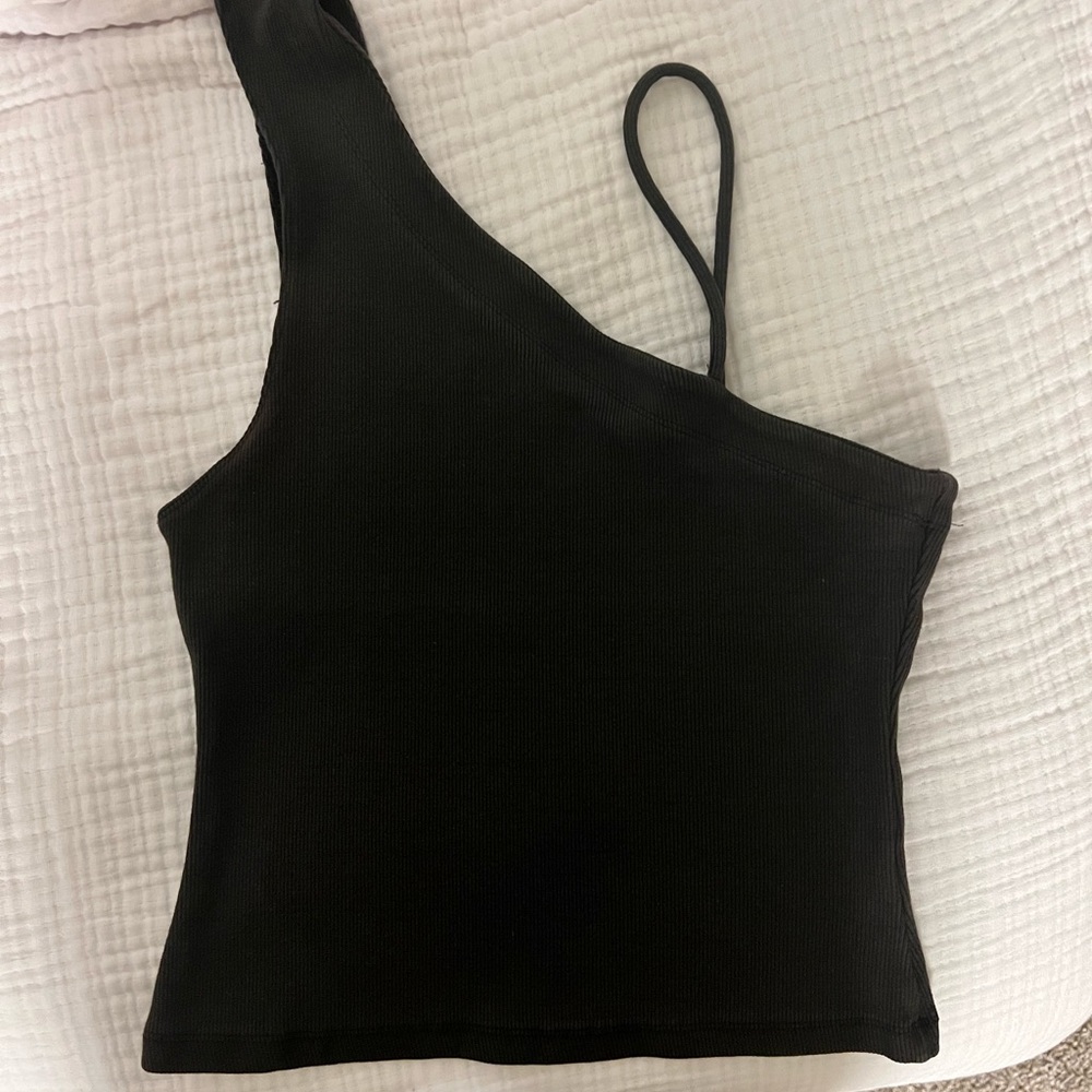 Black One-Shoulder Tank Top